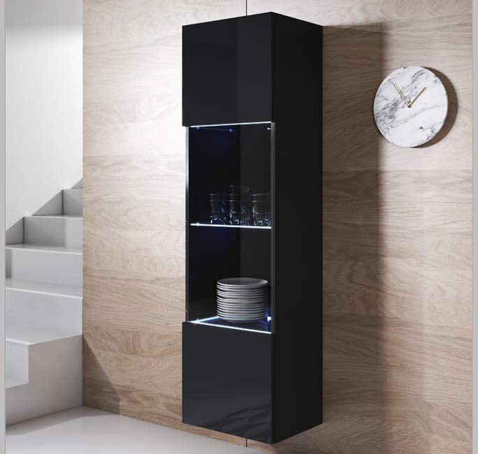 Vitrine Suspensa Leiko – Preto – 40x29x165 cm – 1 Porta com LED Azul e 4 Compartimentos em Vidro