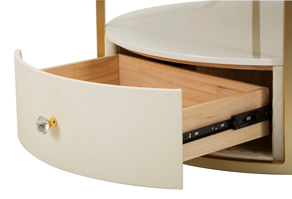 Mesa de Centro Sharon - Couro Sintético Branco e Estrutura Dourada - Ø 75 cm x 40 cm