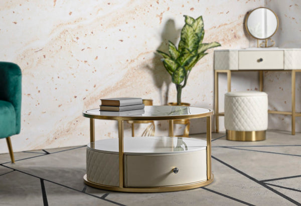 Mesa de Centro Sharon - Couro Sintético Branco e Estrutura Dourada - Ø 75 cm x 40 cm