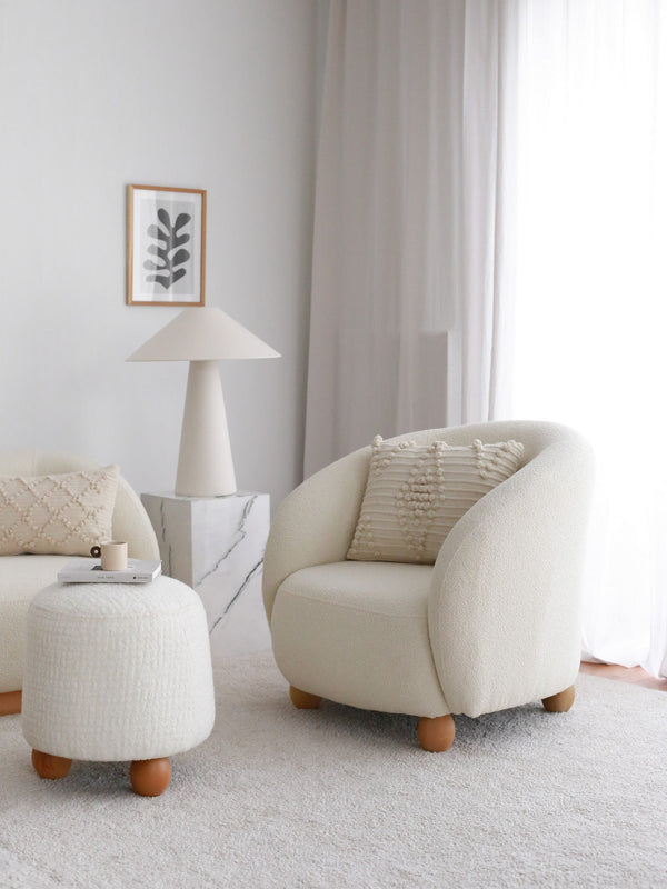 Poltrona de Asa "Slon" - Branco | Design Sofisticado e Conforto Incomparável