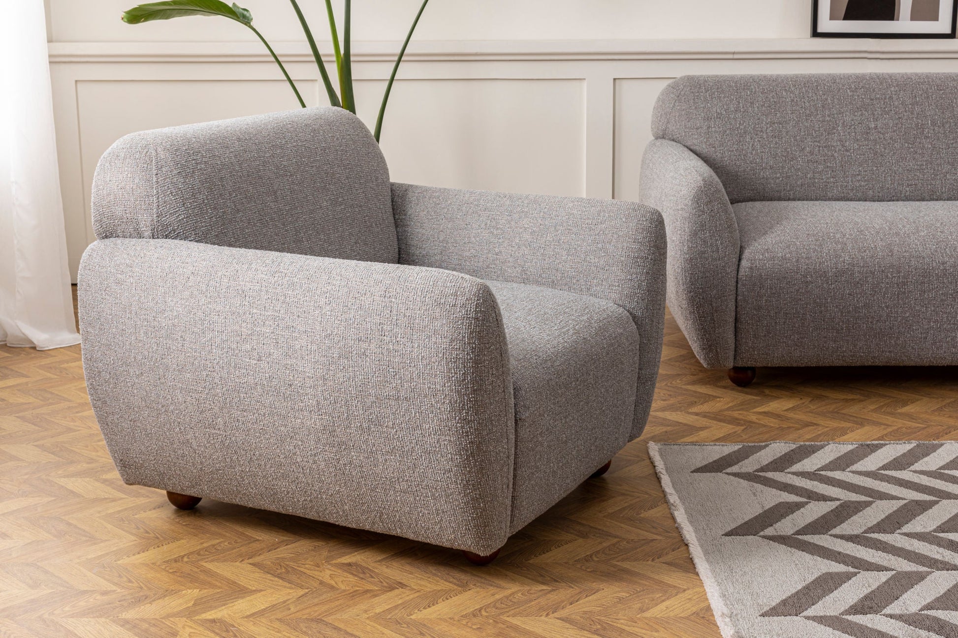 Poltrona Wing "Stockholm" - Cinzento Claro com Pernas em Faia - 90x86x86 cm - Design Escandinavo