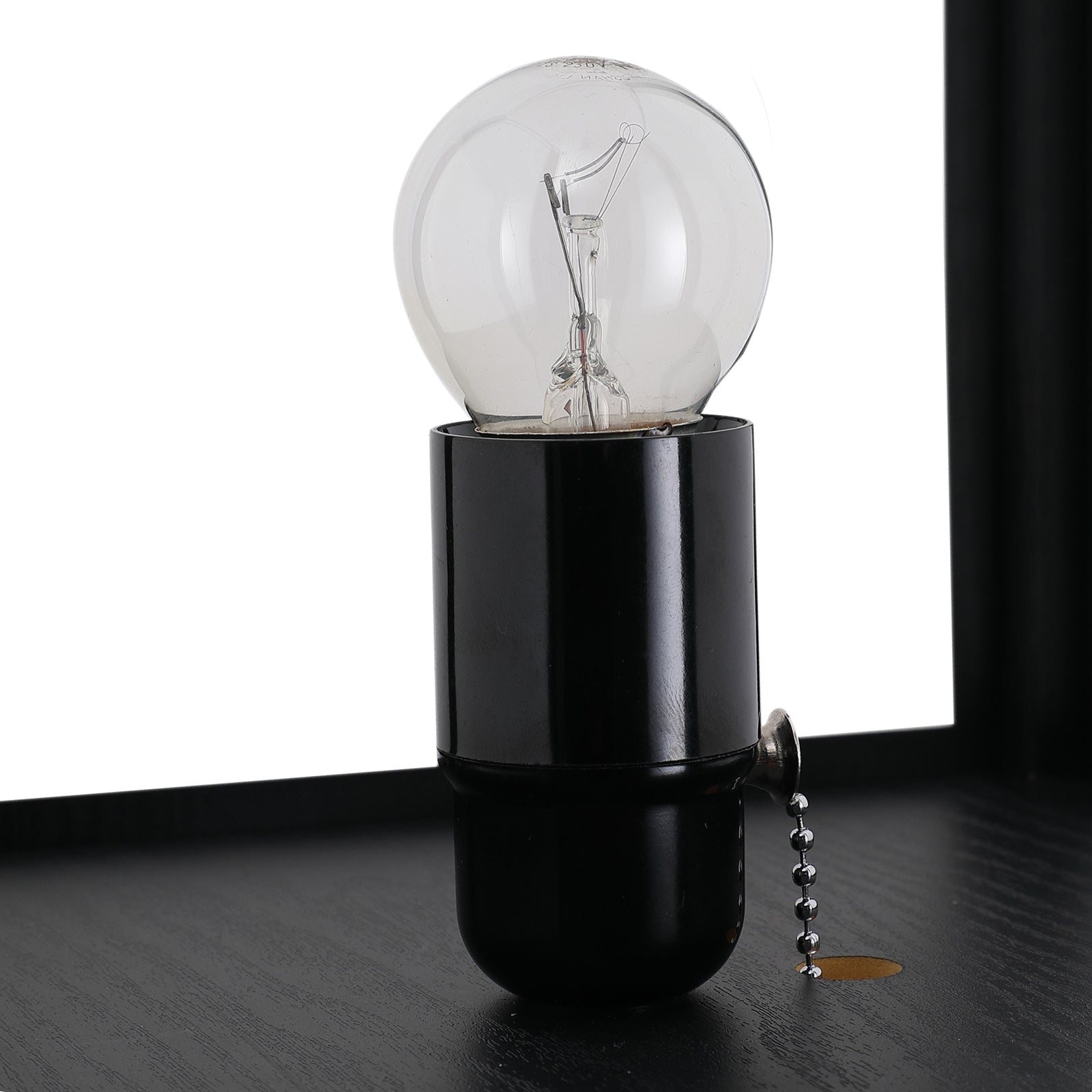 Candeeiro de Pé Cosmos - Preto - Design Moderno - Leva-Me Contigo - Móveis & Decoração