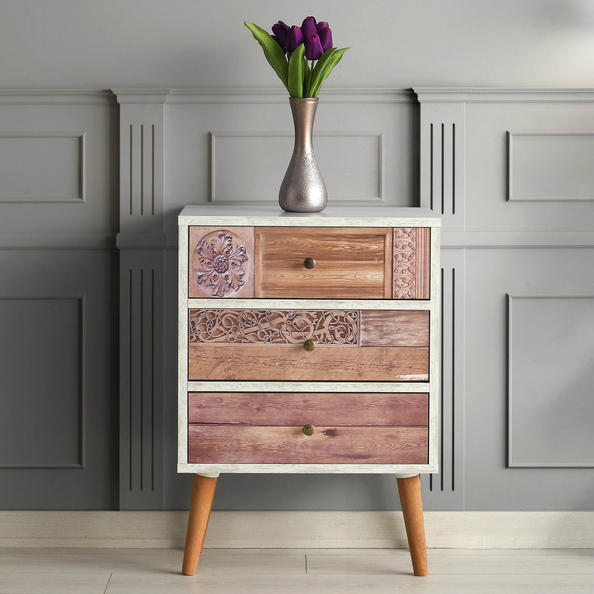 Cómoda Liza com 3 Gavetas e Pernas de Madeira – 50x35x68 cm – Branco e Nogueira – Estilo Moderno