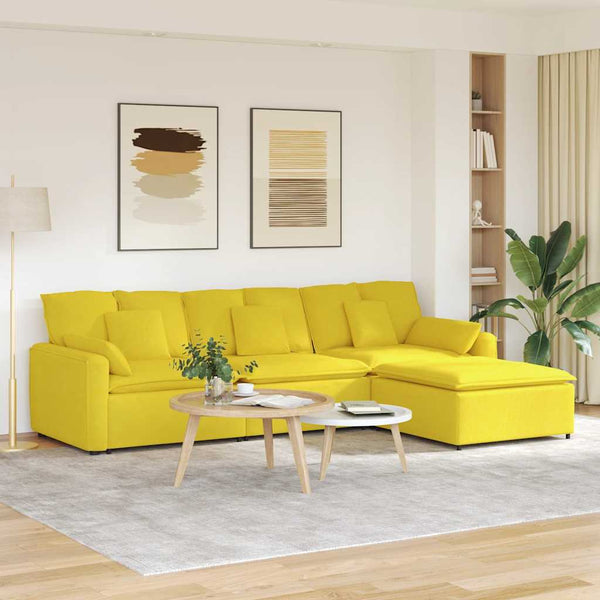 Sofá modular com pufes e almofadas amarelo-claro