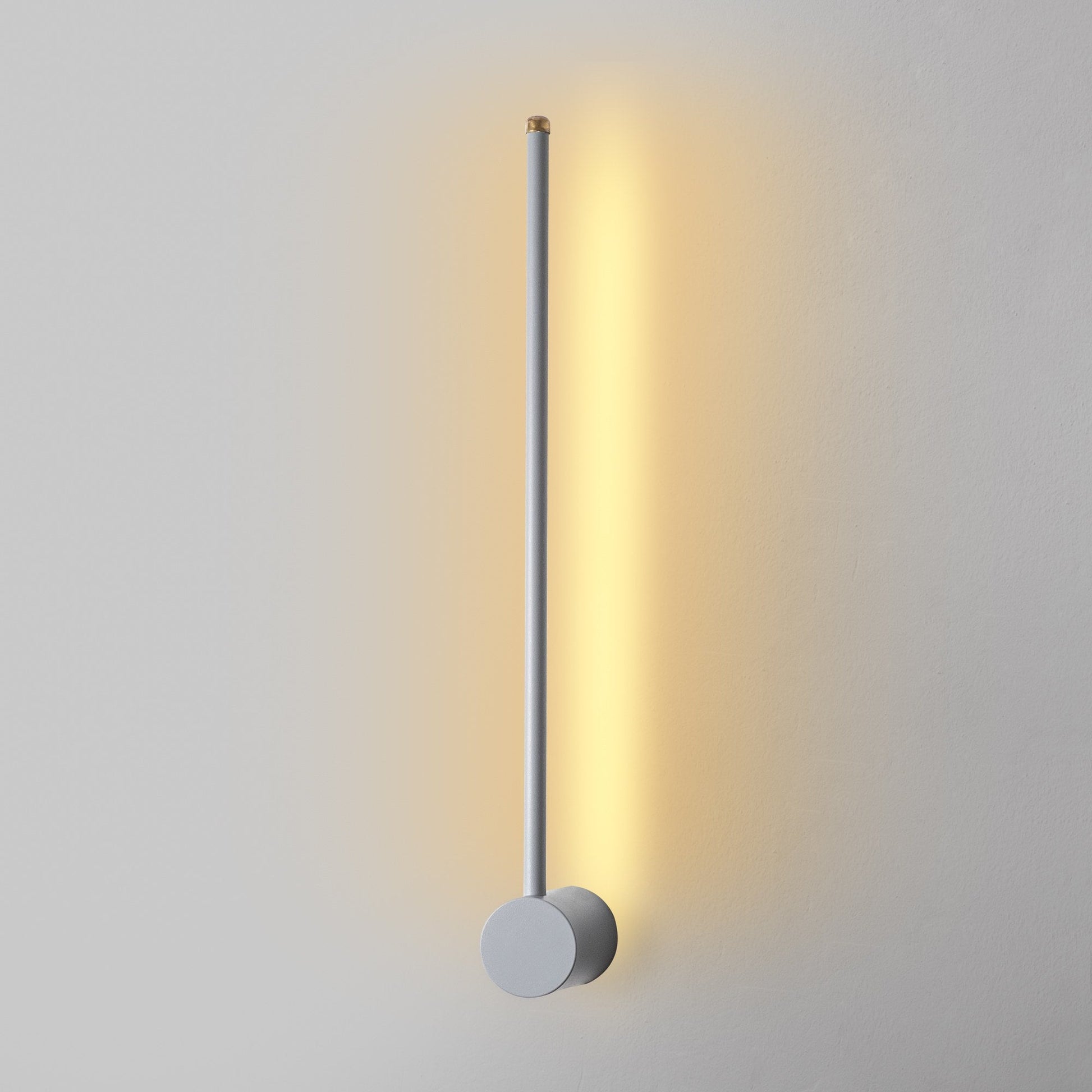 Candeeiro de Parede "Sword" – Cinzento – 62x10x7 cm – Design Moderno e Elegante - A minha loja