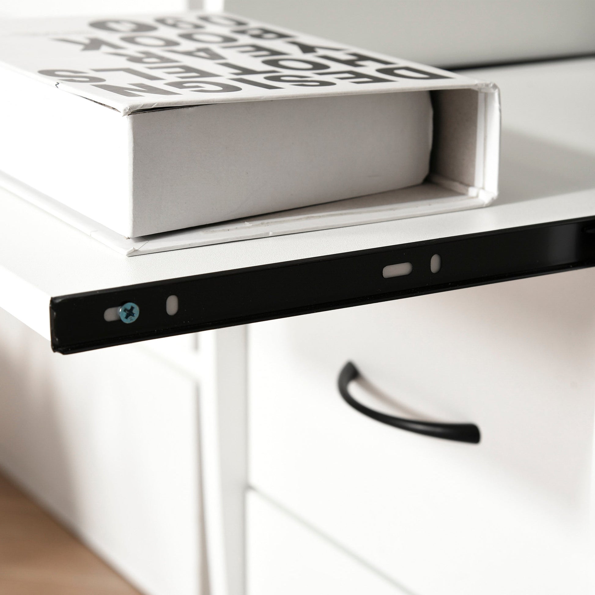 HOMCOM Mesa de Computador Mesa de Escritório com Múltiplas Prateleiras 2 Gavetas Bandeja de Teclado e Suporte para Monitor e CPU 120x55x85 cm Branco - A minha loja