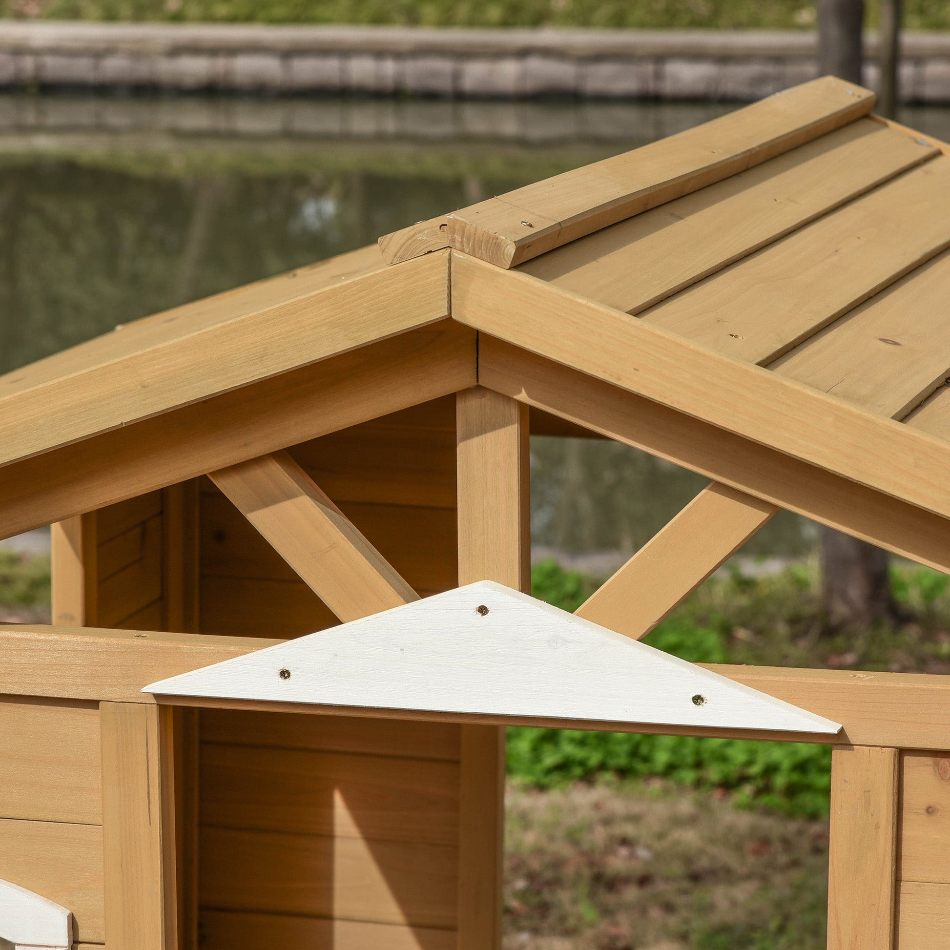 Outsunny Casa para crianças a cima de 3 anos casa para brincar de madeira com caixa de correio banco 204x107x140 cm para exterior interior cor madeira natural - A minha loja