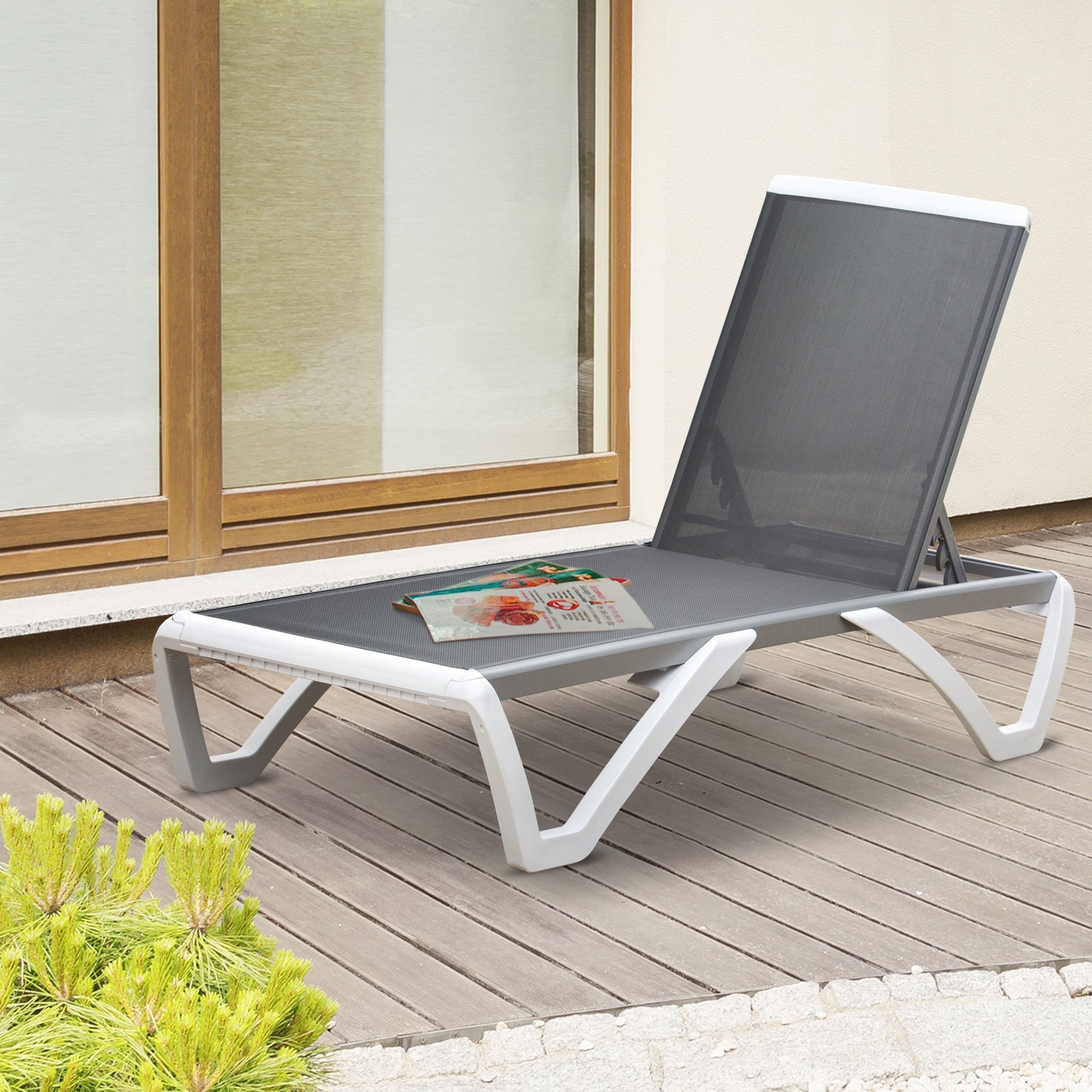 Outsunny Espreguiçadeira de jardim reclinável com rodas e encosto ajustável em 5 níveis Poltrona relaxante de alumínio para terraço varanda e piscina 170x67.5x95 cm Branco cinza - A minha loja