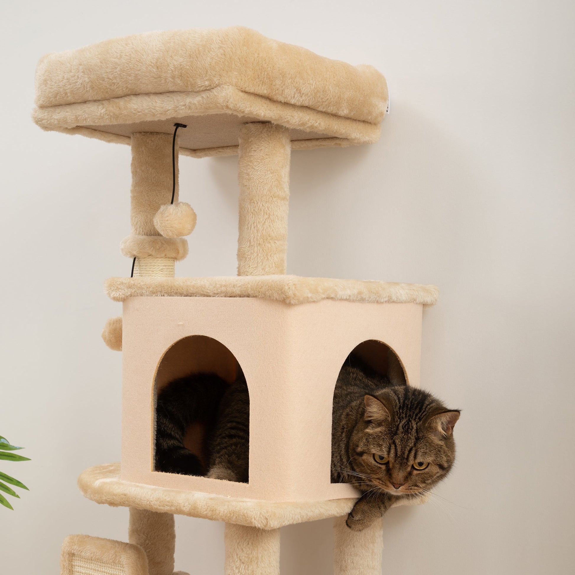 PawHut Arranhador para Gatos Grande Altura 104 cm Arranhador para Gatos com Plataformas Postes com Escova Bolas Suspensas e Almofadas para Arranhar Bege - A minha loja