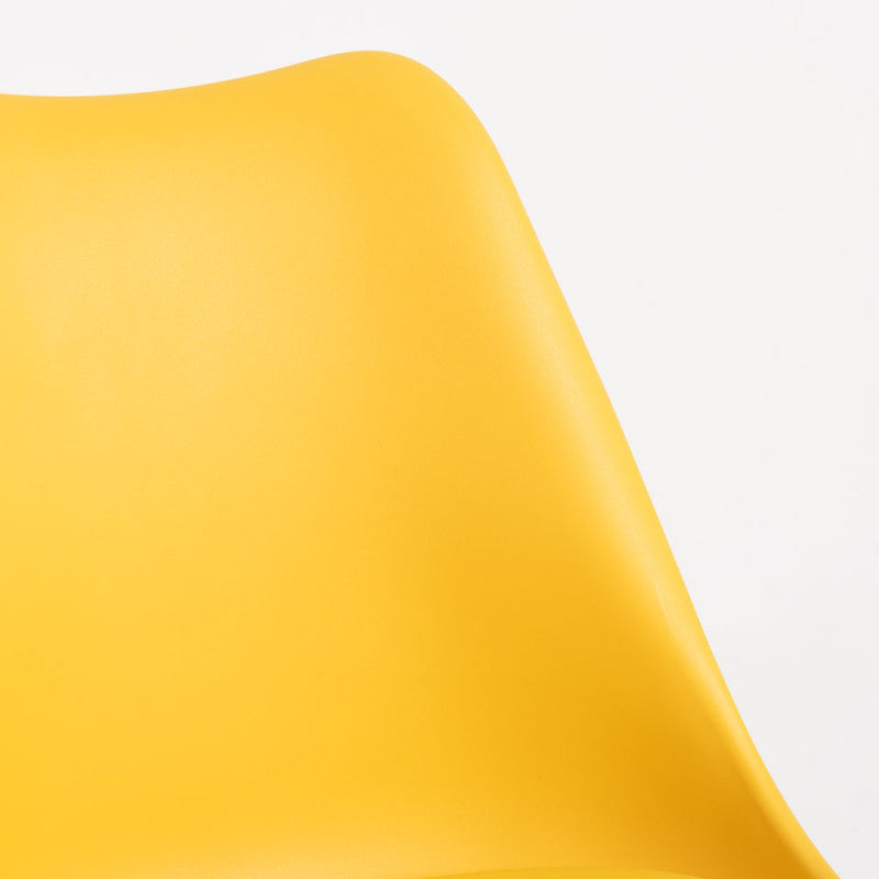 Cadeira Lena com Assento Almofadado - Amarelo - Design Nórdico